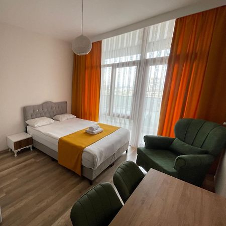 Hotel Colorful Life Cayyolu Ankara Esterno foto