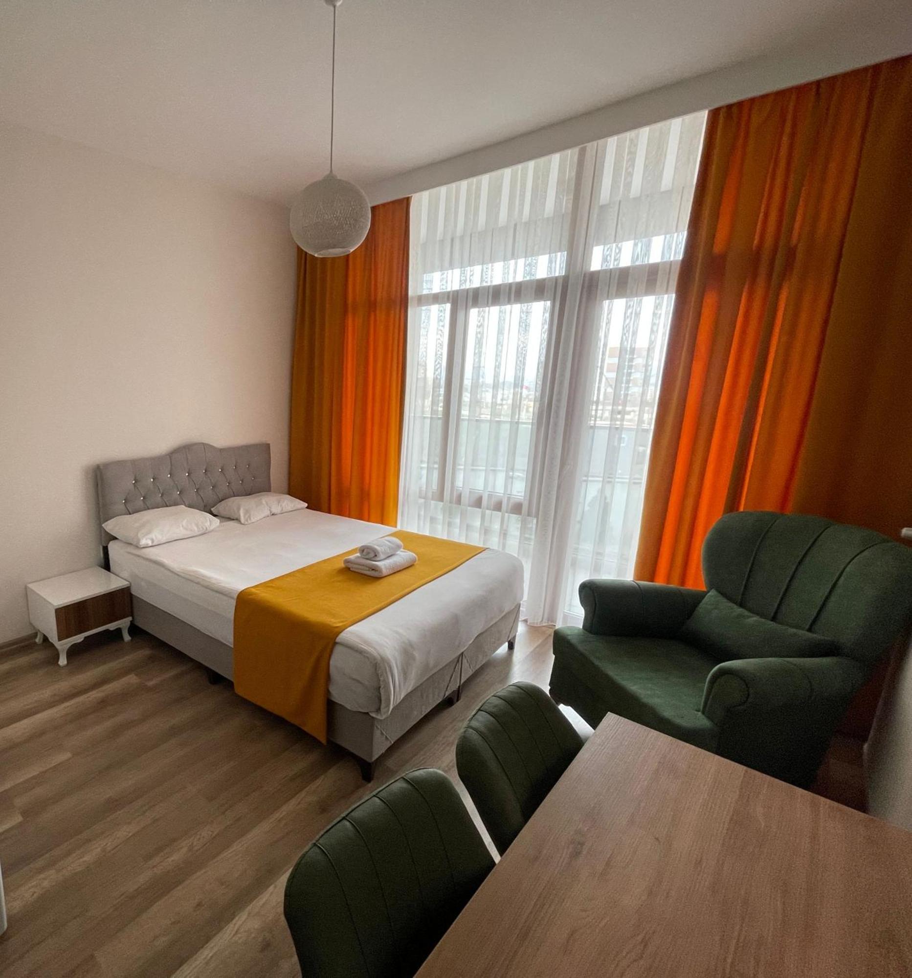 Hotel Colorful Life Cayyolu Ankara Esterno foto