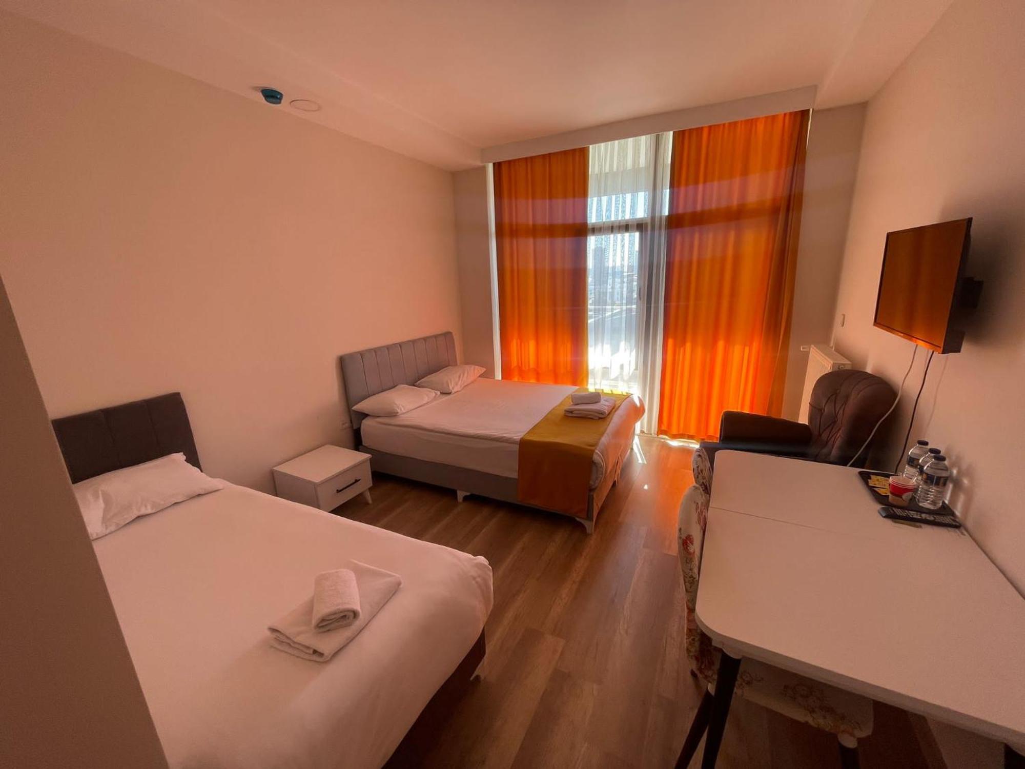 Hotel Colorful Life Cayyolu Ankara Esterno foto